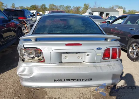 1998 Ford Mustang z USA, uszkodzony, nr VIN 1FAFP4042WF270813